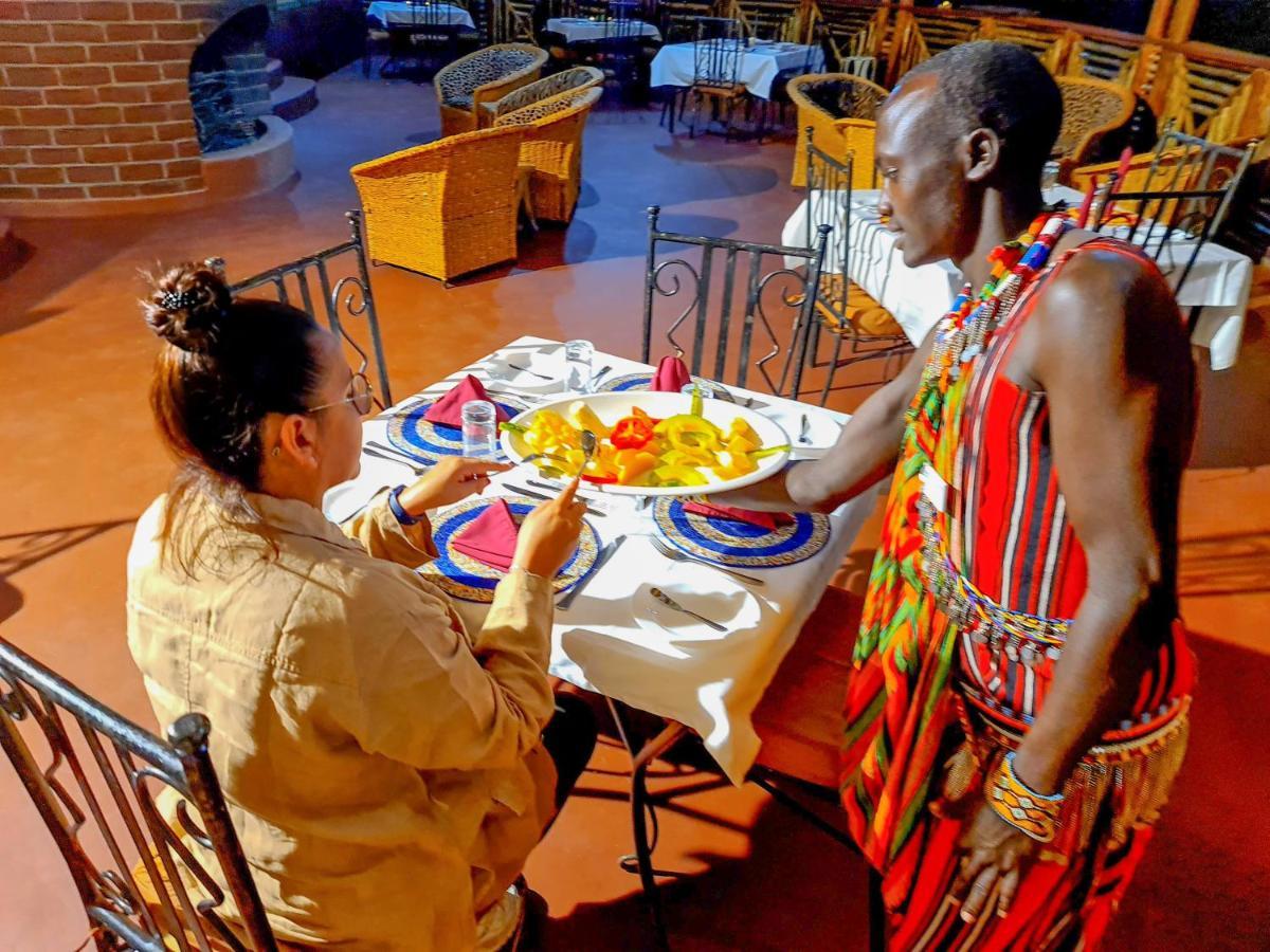 Africa Safari Maasai Boma Camping Serengeti Exterior foto